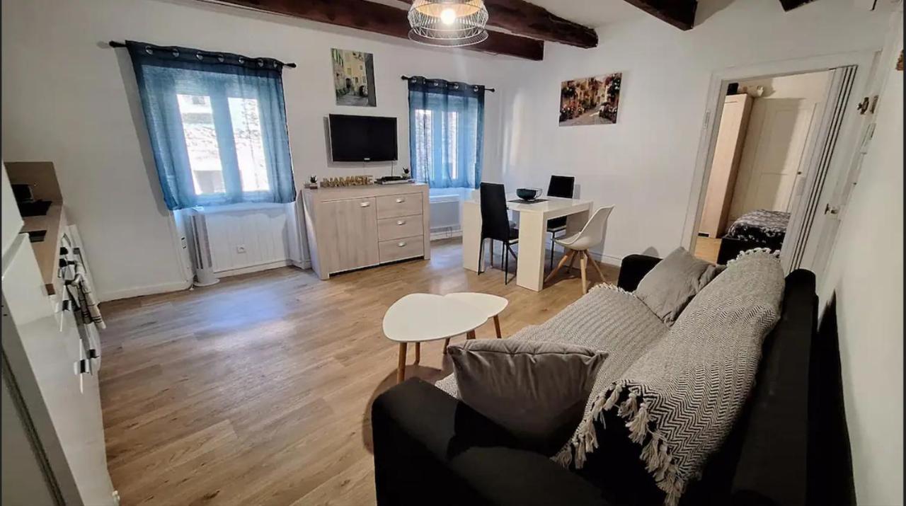 Charmant Appartement De Village Renove Gorbio Exterior photo